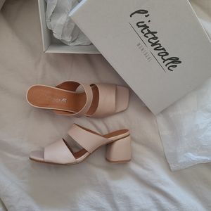 Julia Leather heeled 2 strap sandal